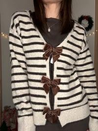 Image 1 of Maglioncino con fiocchi 