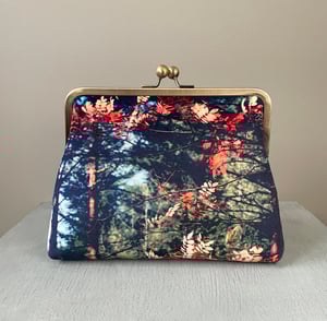 Image of Acacia, crossbody velvet kisslock clutch bag