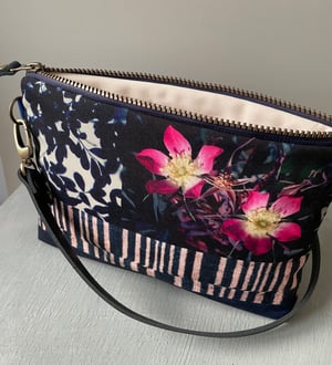 Image of Rosa, large shoulder bag with crossbody leather strap