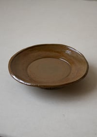 Image 1 of assiette sur pied / rouille 