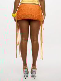 Image 4 of SKYNLYDRESS - Mini-jupe au crochet avec cordes latérales décoratives Festival Beach