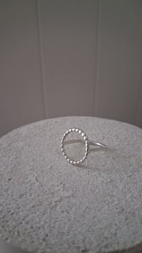 NEW Minimal textured round top ring 