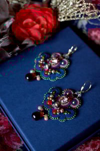 Image 3 of Jaquard et velours  - Dormeuses Gold Filled 14 Kt