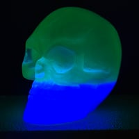 Image 2 of V7 skull- squall/neon green.