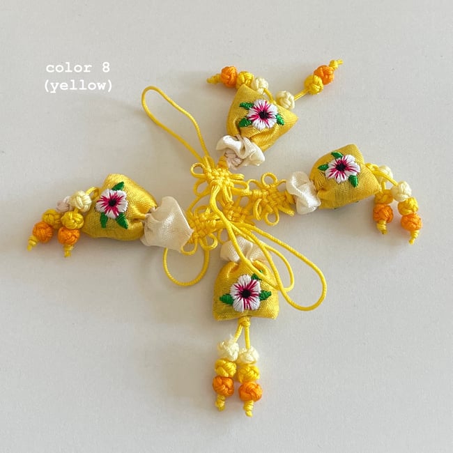 'flower pouch' korean traditional norigae charm