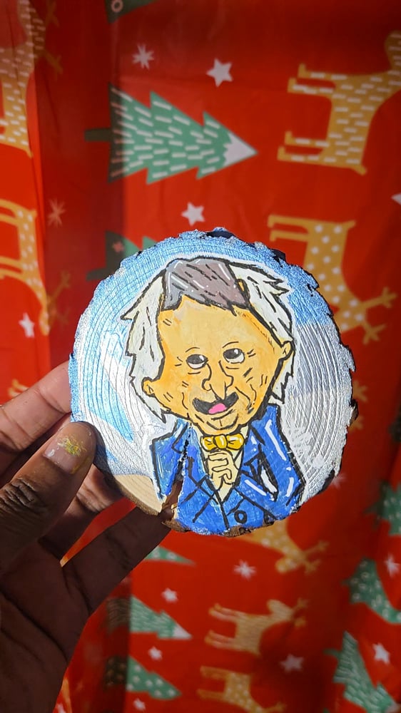 Image of The Boss on a Wooden Slice 