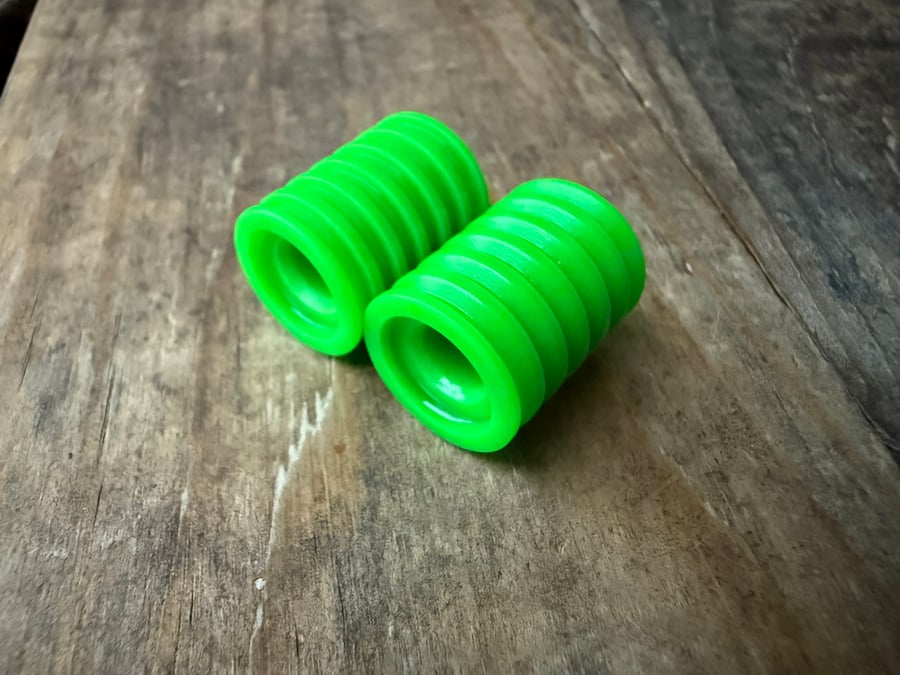 Image of Large OG Neon Green Turbglow