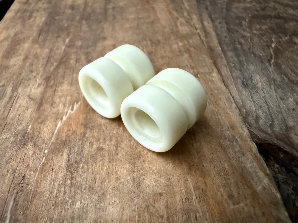 Image of White TurboGlow BLB