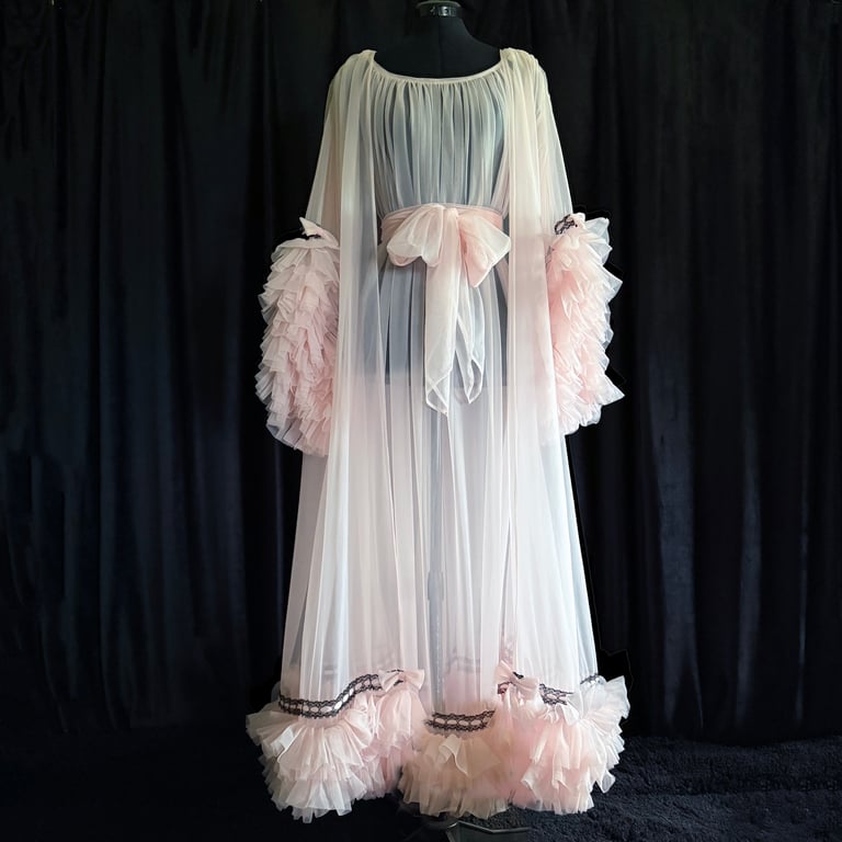 Full-Length Baby Doll nightie & robe set! Available in both Black and Light Pink PRE-ORDER