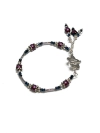 Image 5 of 1PC. DEEP ORCHID/METALLIC BLUE FIRE POLISHED GLASS BEADED MEMORY WIRE BRACELET