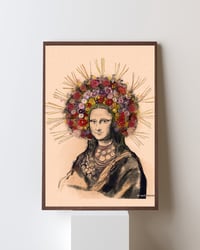 Image 1 of Mona Lisa wearing a wreath