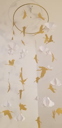 Image 2 of Suspension mobile · Vol de cigognes