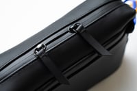 Image 5 of Bolso impermeable Goood People - Negro mate