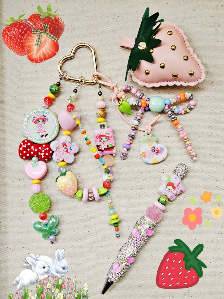 Image of m o l l y 🍓 (set w/ pen)