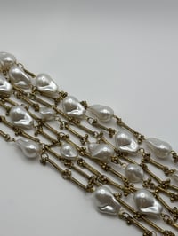 Image 3 of Tiered Pearl Choker