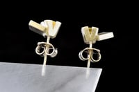 Image 2 of 4-claw green-yellow Zircon rose studs in silver