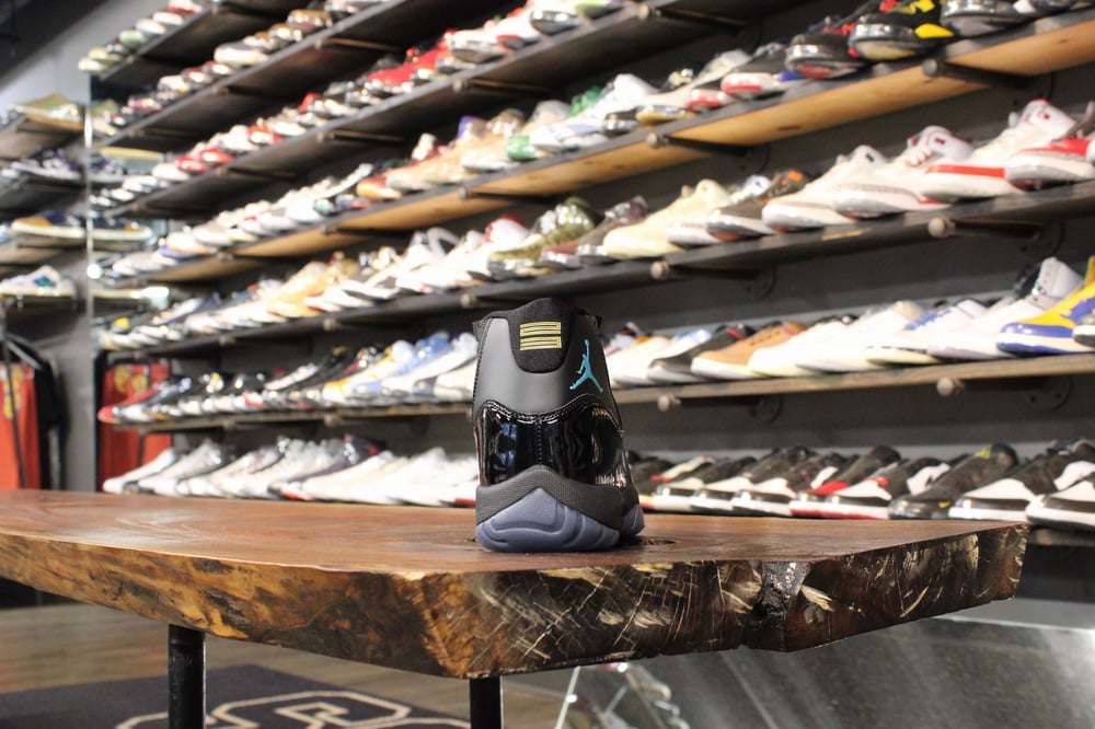 AIR JORDAN XI (11) "GAMMA BLUE" (2025)