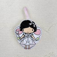 Image 3 of Sonajero Bebé personajes – Muñeco Suave con Personajes Ilustrados