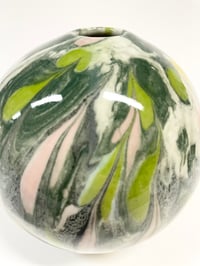 Image 4 of Marbled vase 4