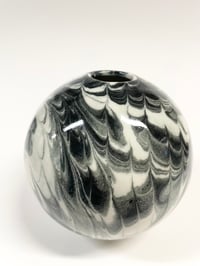 Image 4 of Marbled vase 5