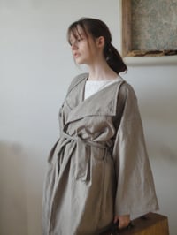 Image 1 of light linen-silk COAT // long, with belt