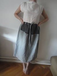 Image 2 of heavy linen SKIRT // with belt and knitted detail