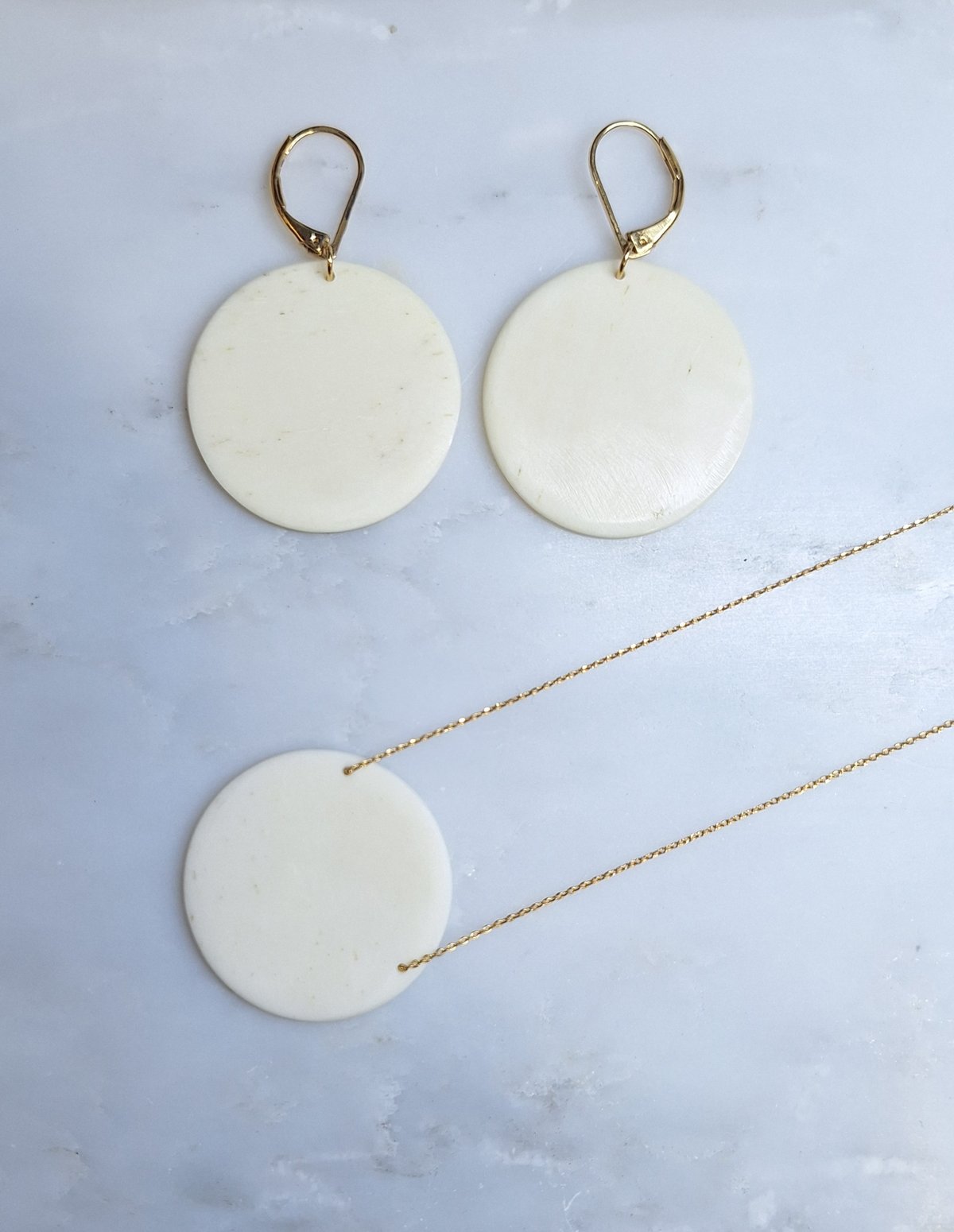 Image of Clandestine - Collier et Boucles Full Moon / Os Blanc