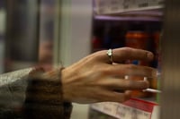 Image 3 of Corazón ring