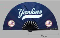 NY Yankees clack fan 