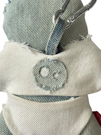 Image 5 of Labubu en denim Levi's 