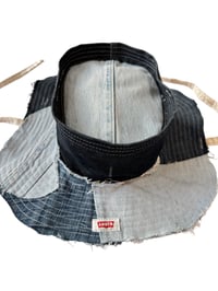 Image 2 of Chapeau en denim Levi's 