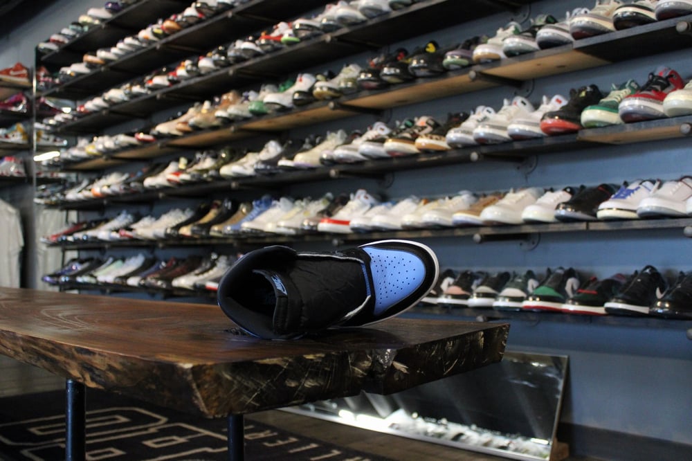 Air Jordan I (1) High OG "UNC Toe"