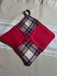 Image 4 of Wool Potholder Set - Americana 