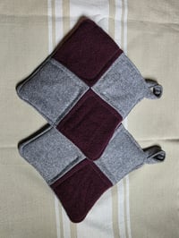 Image 2 of Wool Potholder Set - Grey & Burgundy 