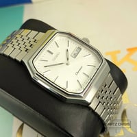 Image 5 of 1991 Seiko Chronos Quartz 'TV Dial' Day-date (5H23-5100)