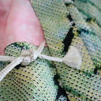 Image 4 of " Shiboli Ryusui "　絞り 流水