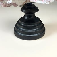 Image 11 of Ancien bloc de balanes sur socle en bois tourné fin XIXe  Objet de curiosités;: