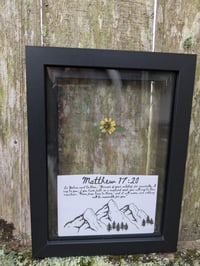 Image 1 of 5x7 Floating Wall Frame