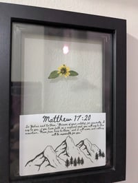 Image 4 of 5x7 Floating Wall Frame