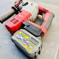 Image 5 of Milwaukee M28 Tool Battery Adapter 