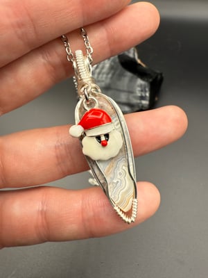 Christmas Santa Crazy Lace Agate