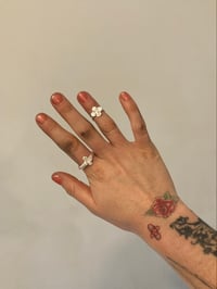 Image 4 of flower ring (large)