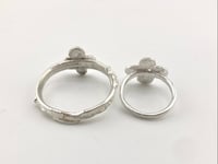 Image 3 of flower ring small