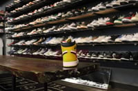 Image 4 of Air Jordan I (1) High OG "Yellow Ochre"