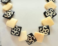 Image 4 of Vintage 1950s African Antler Batik Design Black &amp; White Necklace