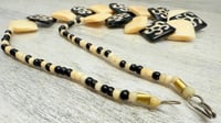 Image 5 of Vintage 1950s African Antler Batik Design Black &amp; White Necklace