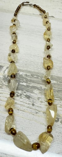 Image 2 of Vintage 1940s Citrine Cabochon &amp; Gold Glass Bead Necklace