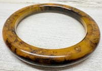 Image 2 of Vintage 1940s Caramel &amp; Brown Bakelite Bangle Bracelet
