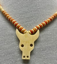 Image 3 of Vintage 1960s Carved &amp; Dyed Antler Cow Skull Necklace 9.5"