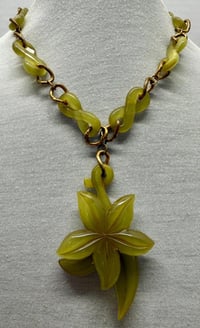 Image 1 of Vintage 1940s Avocado Green Bakelite Floral Pendant/Bead &amp; Gold Tone Necklace